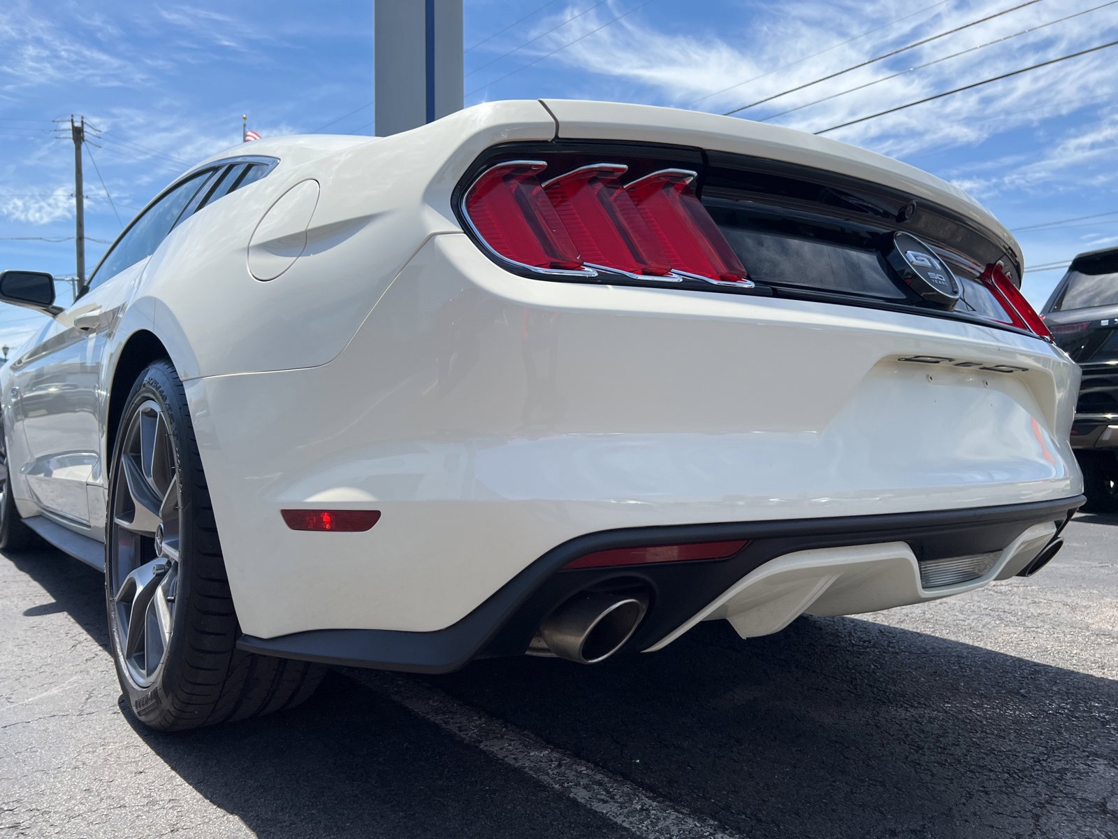 Used 2015 Ford Mustang 50 Years RWD image 12