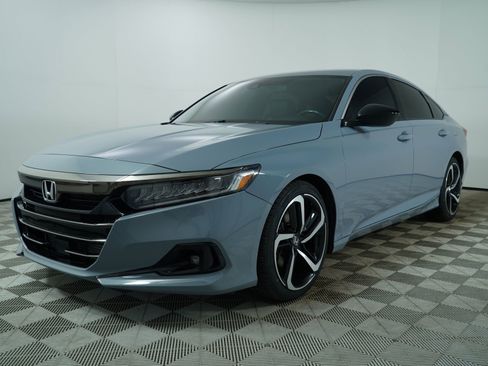 Used 2022 Honda Accord Sport image 4