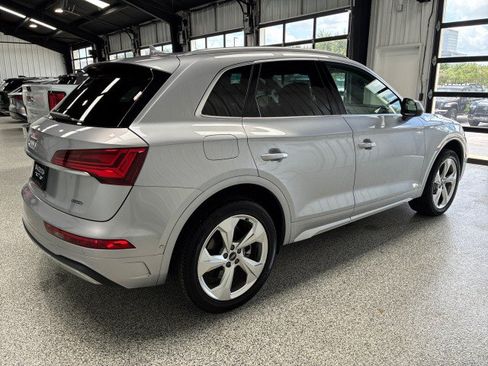 Used 2021 Audi Q5 Prestige AWD/4WD image 3