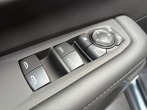 New 2026 Chevrolet Tahoe Z71 image 16