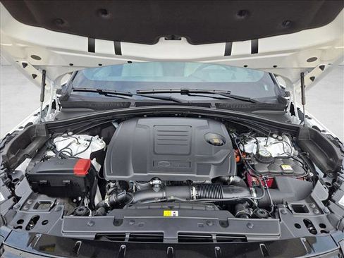 New 2026 Land Rover Range Rover Velar Dynamic SE image 17