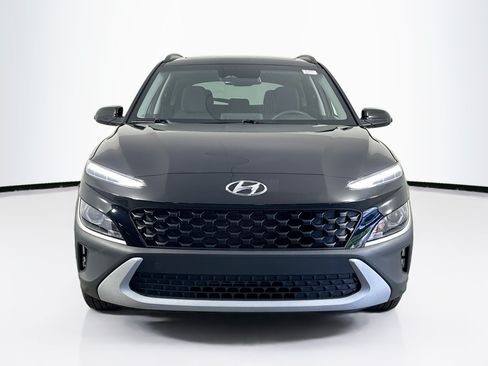 Used 2023 Hyundai Kona SEL w/ Convenience Package FWD image 2