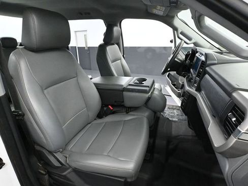 Used 2021 Ford F150 XL w/ Equipment Group 101A High AWD/4WD image 42
