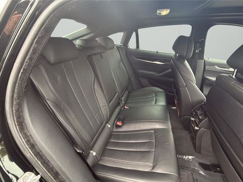 Used 2019 BMW X6 xDrive50i image 19