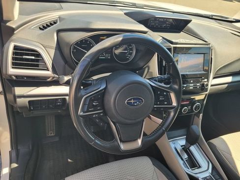 Used 2020 Subaru Forester Premium AWD/4WD image 30