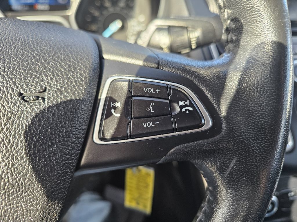 Used 2016 Ford Focus SE w/ Equipment Group 201A FWD image 33
