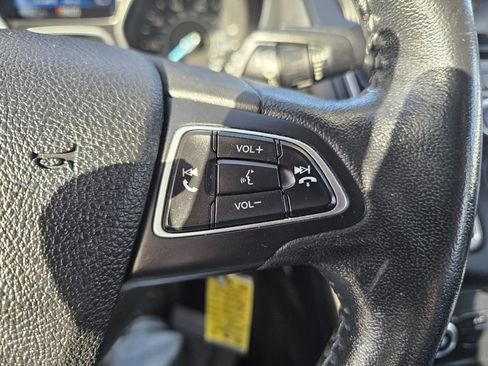 Used 2016 Ford Focus SE w/ Equipment Group 201A image 33