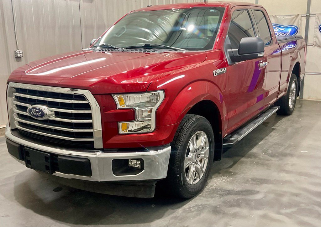 Used 2017 Ford F150 XLT w/ Equipment Group 301A Mid RWD image 4