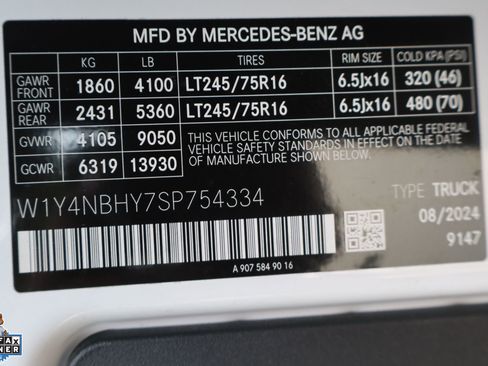 Used 2025 Mercedes-Benz Sprinter 2500 image 31