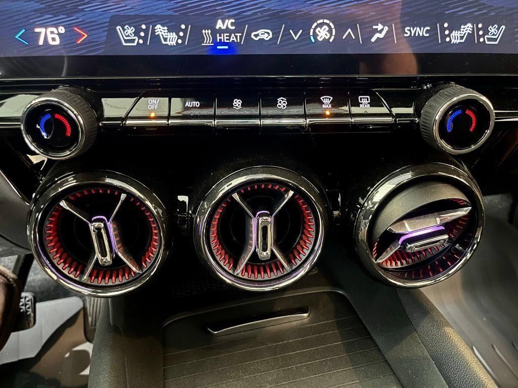 New 2025 Chevrolet Blazer EV RS RWD image 13
