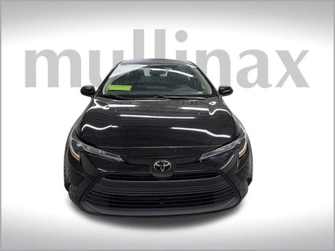 Used 2024 Toyota Corolla LE image 14