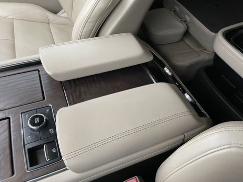 Used 2021 Lincoln Navigator Reserve w/ Luxury Package image 56