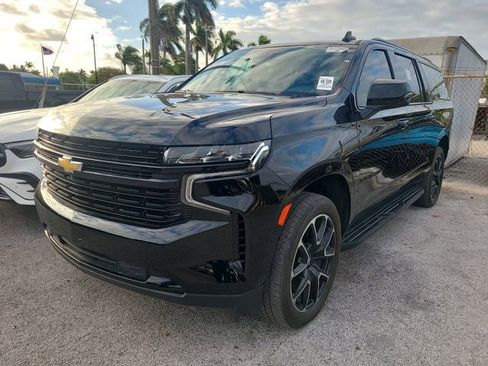 Used 2024 Chevrolet Suburban RST w/ Luxury Package image 1