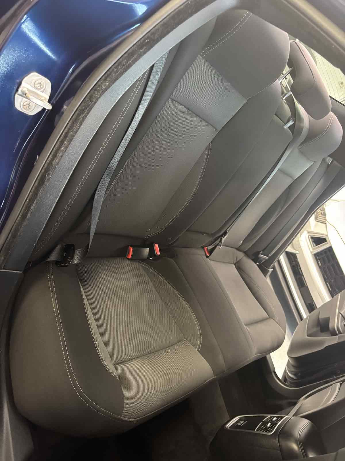 Used 2015 Dodge Charger SE w/ Sport Appearance Group RWD image 21