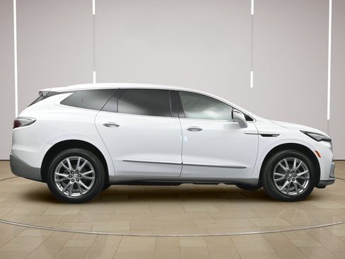 Used 2023 Buick Enclave Essence w/ Experience Buick Package AWD/4WD image 26