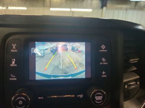 Used 2019 RAM 1500 Big Horn image 13