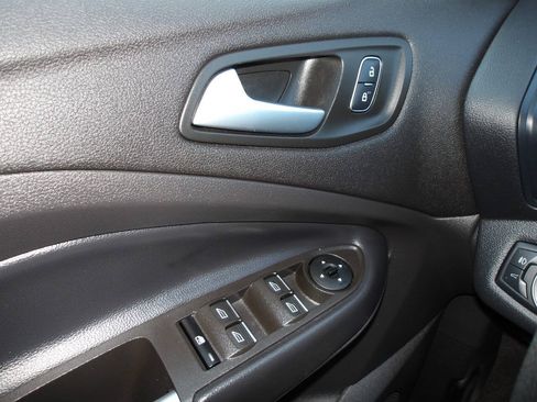 Used 2019 Ford Escape SE AWD/4WD image 21
