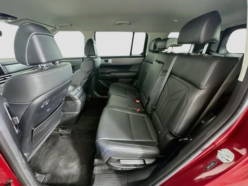 Used 2025 Hyundai Santa Fe SEL AWD/4WD image 26