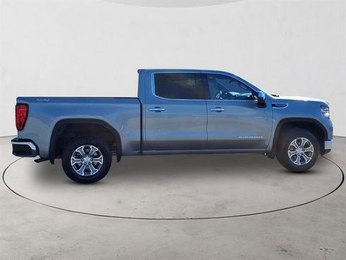 Certified 2024 GMC Sierra 1500 SLT image 4