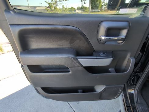 Used 2017 Chevrolet Silverado 1500 LTZ Z71 w/ LTZ Plus Package AWD/4WD image 23