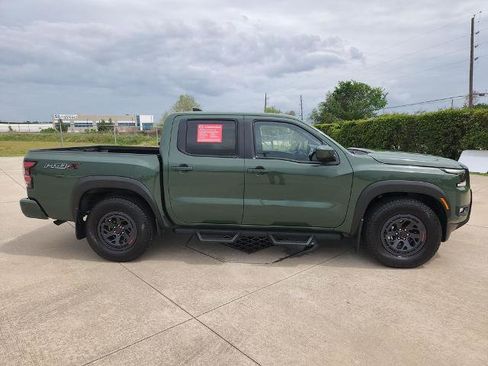 Certified 2025 Nissan Frontier Pro-X RWD image 4