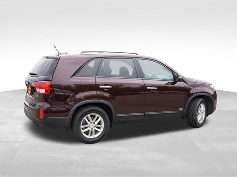 Used 2015 Kia Sorento LX AWD/4WD image 4