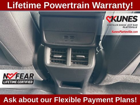 Used 2025 Chevrolet Equinox LT image 29