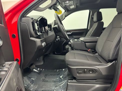 Used 2025 GMC Sierra 1500 Elevation image 18