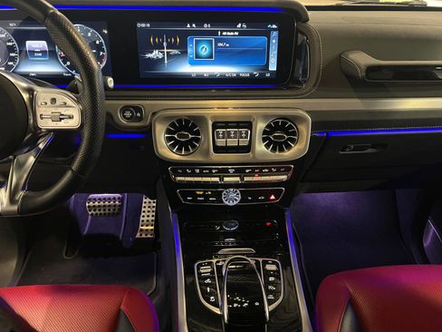 Used 2021 Mercedes-Benz G 63 AMG 4MATIC w/ Seat Comfort Package image 16