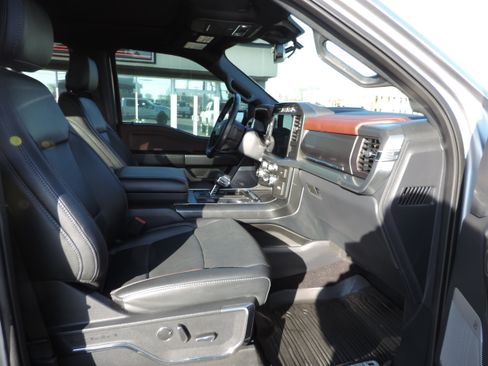 Used 2022 Ford F150 Lariat w/ Equipment Group 502A High image 16