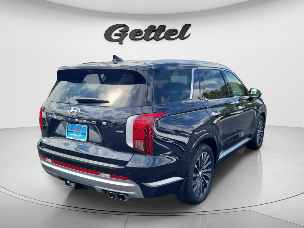 Certified 2023 Hyundai Palisade Calligraphy w/ Cargo Package AWD/4WD image 5