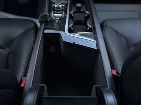 Used 2020 Volvo XC90 T6 Momentum image 22