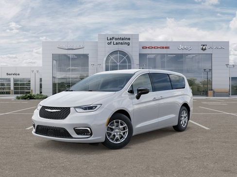 New 2026 Chrysler Pacifica Select FWD image 1