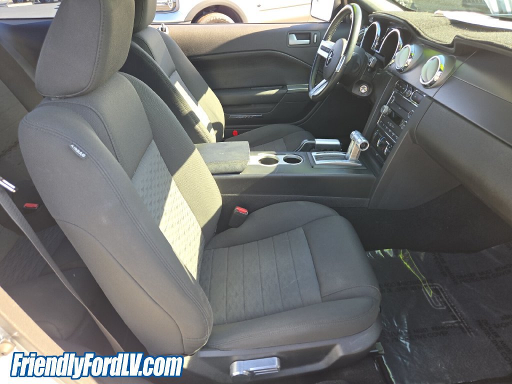 Used 2008 Ford Mustang GT RWD image 17