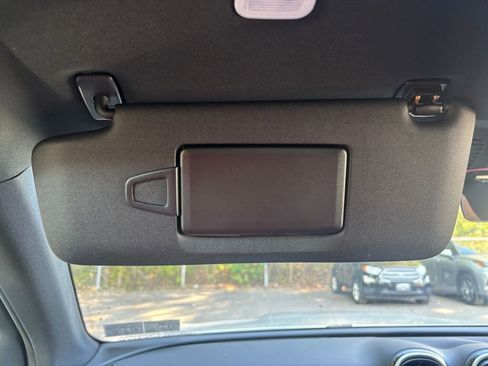 New 2025 Mercedes-Benz GLC 350e 4MATIC image 25