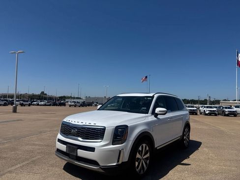 Used 2020 Kia Telluride S w/ S 8 Passenger Seating Package FWD image 9