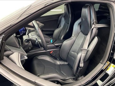 Used 2020 Chevrolet Corvette Stingray Preferred Cpe w/ 2LT Preferred Equipment Group image 17