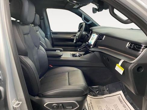 New 2026 Jeep Grand Wagoneer L Limited image 30