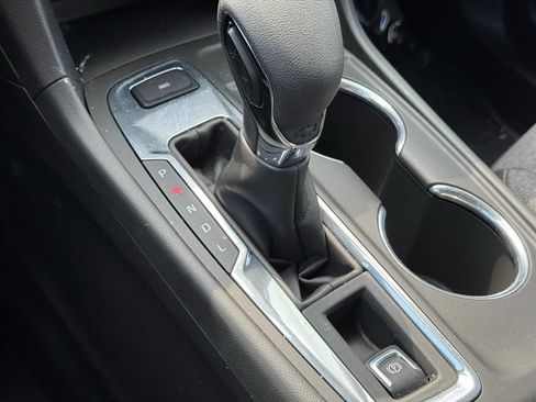 Used 2023 Chevrolet Equinox LT AWD/4WD image 25