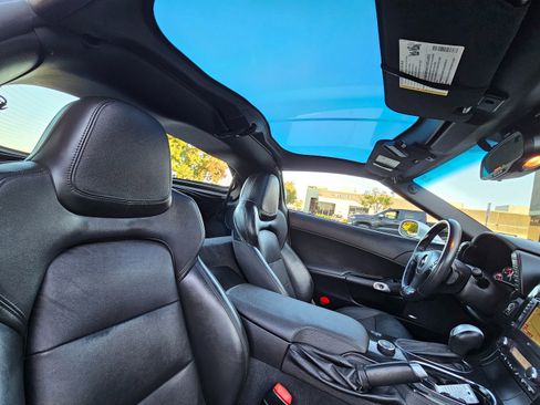 Used 2012 Chevrolet Corvette Coupe w/ 2LT Preferred Equipment Group image 23