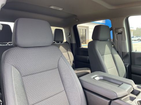 New 2026 Chevrolet Silverado 2500 Custom w/ Custom Value Package image 28