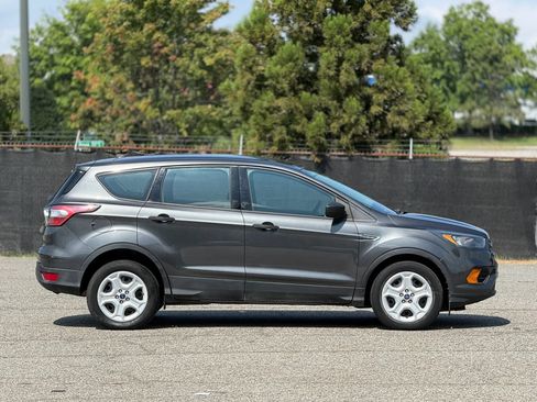 Used 2018 Ford Escape S FWD image 7