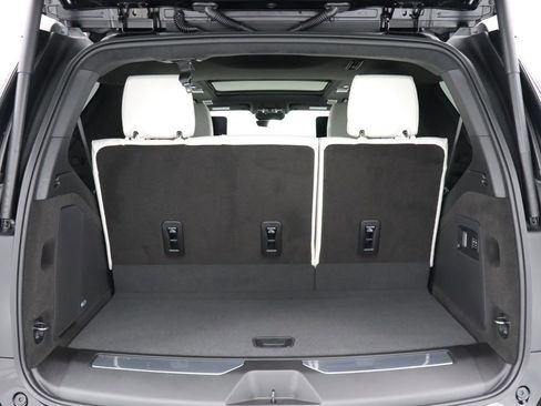 Used 2026 Cadillac Escalade Platinum Sport image 52