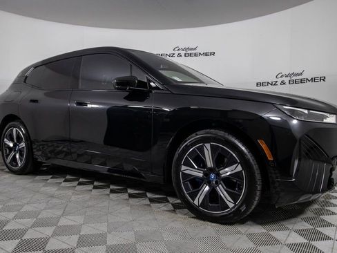 Used 2022 BMW iX xDrive50 w/ Premium Package image 3