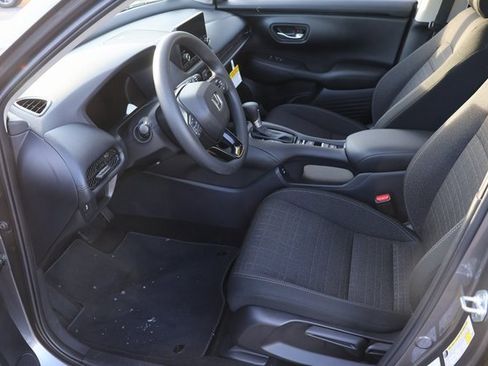 Certified 2025 Honda HR-V LX image 16