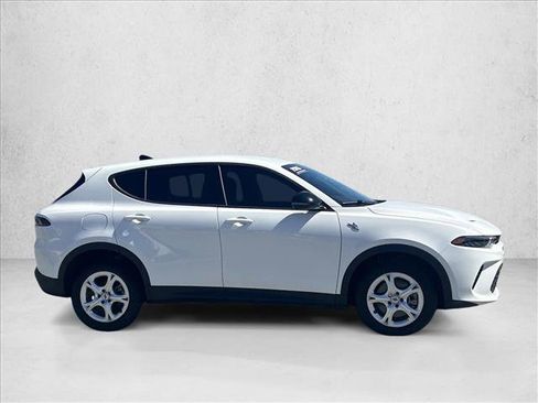 Used 2025 Dodge Hornet GT AWD/4WD image 4