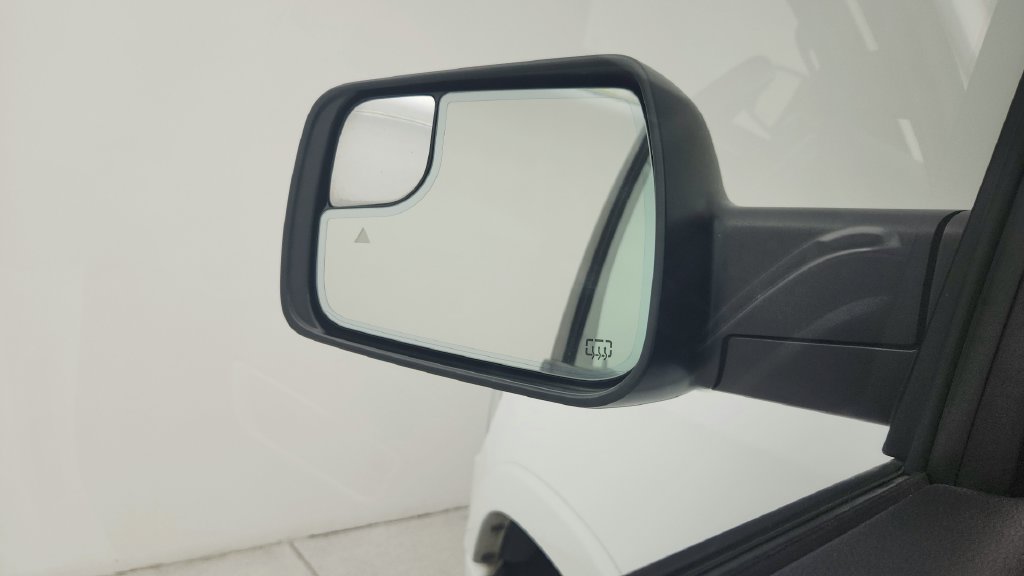 Used 2020 RAM 1500 Laramie w/ Sport Appearance Package AWD/4WD image 15
