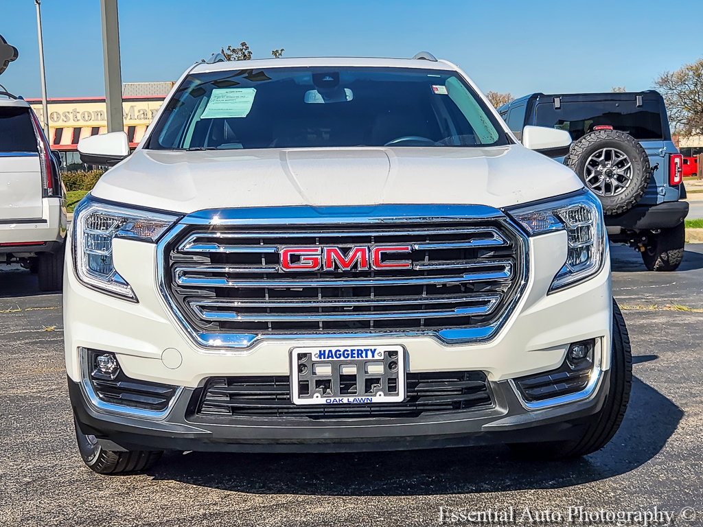 Used 2022 GMC Terrain SLT AWD/4WD image 4
