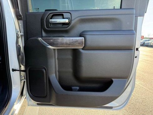 Used 2021 Chevrolet Silverado 3500 LTZ w/ LTZ Premium Package image 37