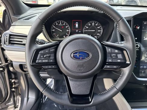 Used 2025 Subaru Forester Premium w/ Convenience Package #1 AWD/4WD image 42